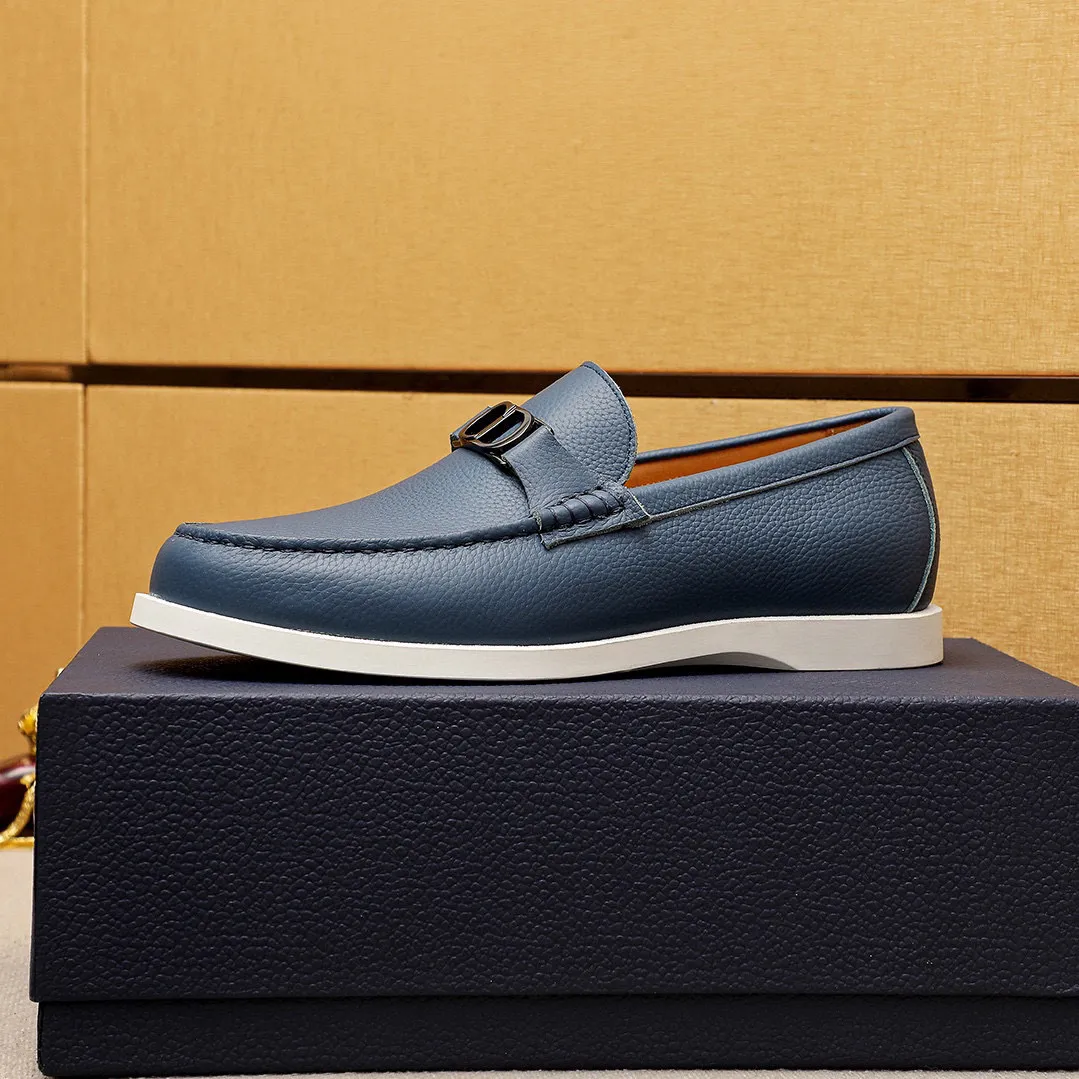 Men's shoes 💰480 💐Original packaging Product trademark: Dior "Dior" casual leather shoes Regular size: 38-44 (45.46.47🉑️Customized) Product materials: Selected Italian imported first-layer pebbled cowhide leather upper + luxury hardware buckle, imported water-dyed cowhide lining. Strong three-dimensional visual effect, original rubber outsole Color: 3⃣️colors available